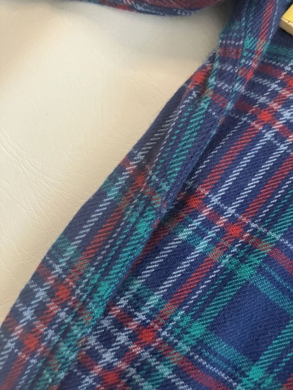 John Blair Mens XL Plaid Button-Up Shirt Navy Red Green Acrylic Polyester